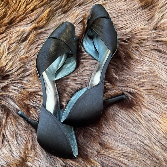Stuart Weitzman “Crissy” Satin Pumps - Picture 6 of 14